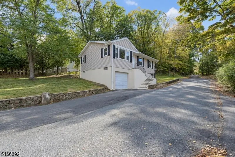 15 Hillside Ave, Hopatcong, NJ 07843 - #2