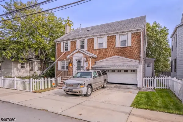 16 Bayview Ave, Newark City, NJ 07112