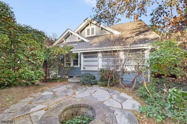 166 Locust Ave, Mountainside Boro, NJ 07092