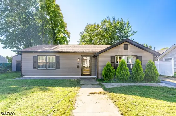 183 Greenwood Dr, Old Bridge Twp., NJ 07735