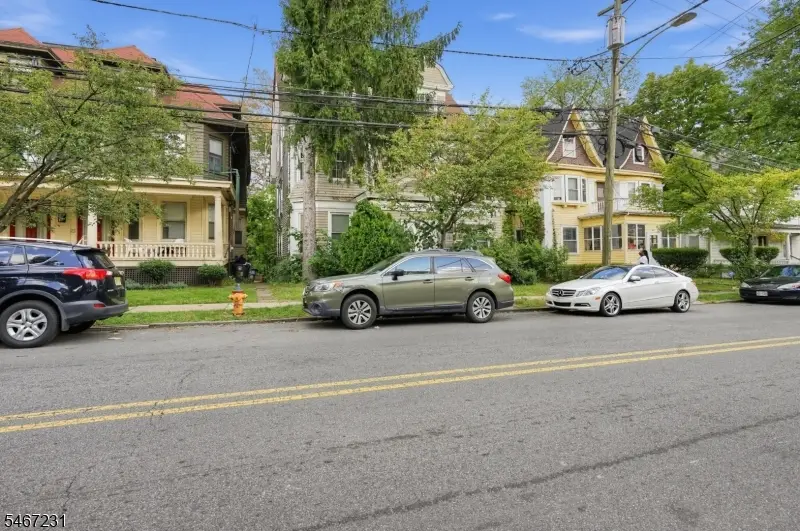 5456 Osborne Ter, Newark, NJ 07108 - #1