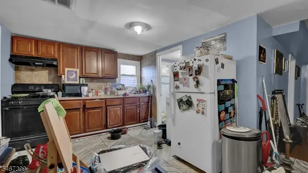 531 S 10th St, Newark City, NJ 07103