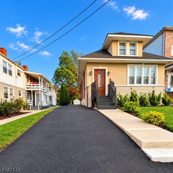 1045 Madison Ave, Elizabeth City, NJ 07201