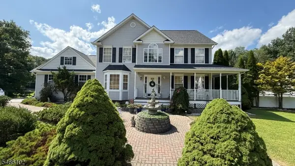 10 Macintosh Dr, Andover Twp., NJ 07848