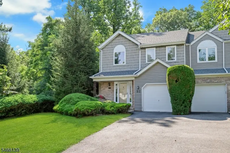 92 Edgefield Dr, Parsippany Troy Hills, NJ 07950 - #2