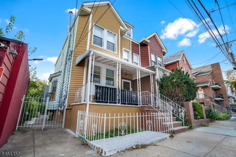 33 Union St, Jersey City, NJ 07304 - #1