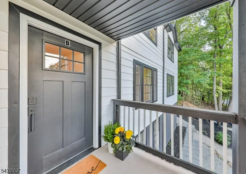 90 Chestnut St, Morristown, NJ 07960 - #3
