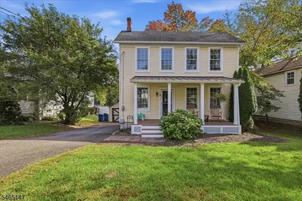 28 East St, Clinton Twp., NJ 08801