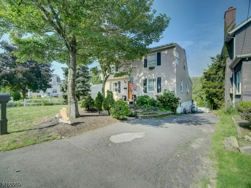 39 Westover Ave, West Caldwell, NJ 07006 - #1