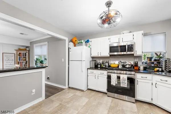 137 Woods Edge Dr #137, Roxbury Twp., NJ 07876