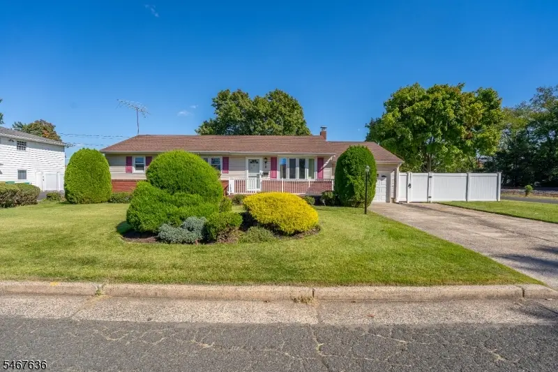 8 N 11th Ave, Manville, NJ 08835 - #1
