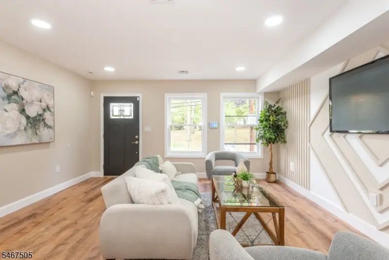 624 Lyons Ave, Irvington, NJ 07111 - #3