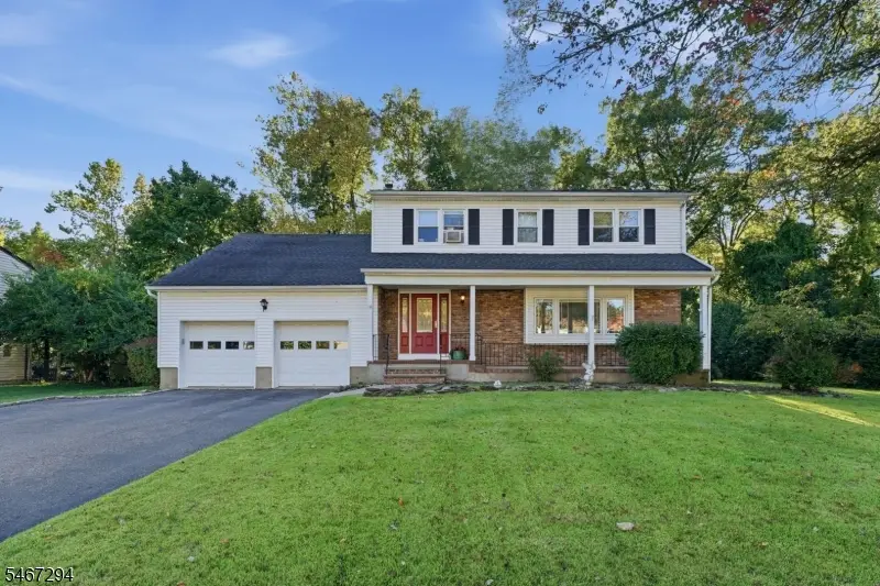 14 Whitaker Pl, West Caldwell, NJ 07006 - #1