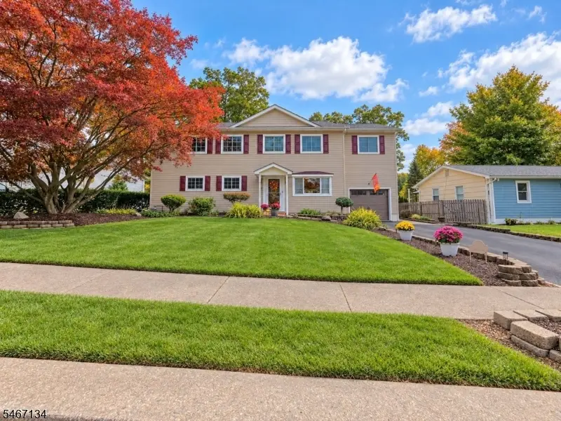 7 Perrelli Ln, Oak Ridge, NJ 07438 - #1