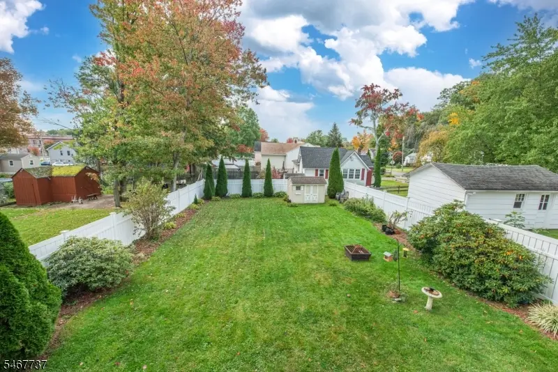 197 Lake Shore Dr, Lake Hiawatha, NJ 07034 - #3