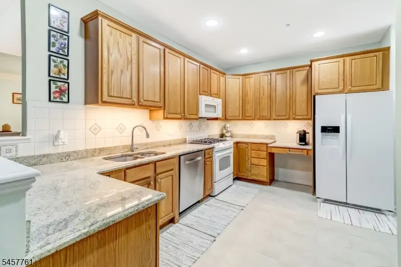 5223 Warrens Way, Wanaque, NJ 07465 - #2