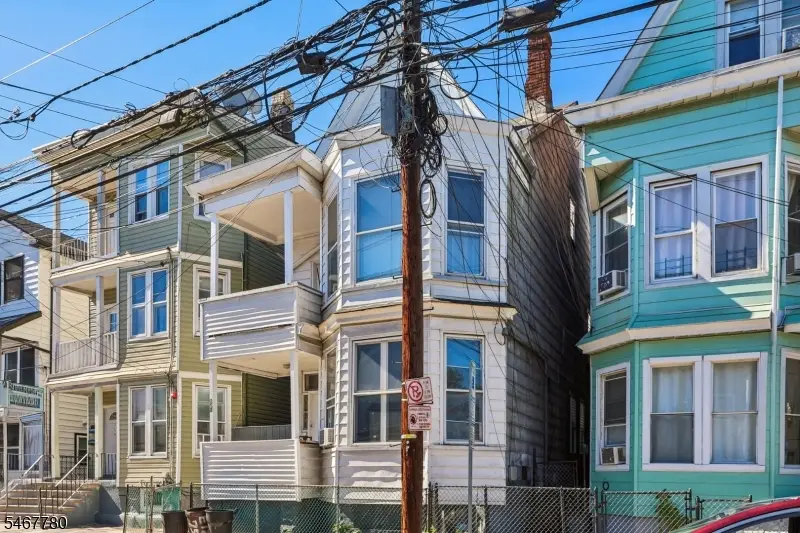 752 E 18th St, Paterson, NJ 07501 - #3