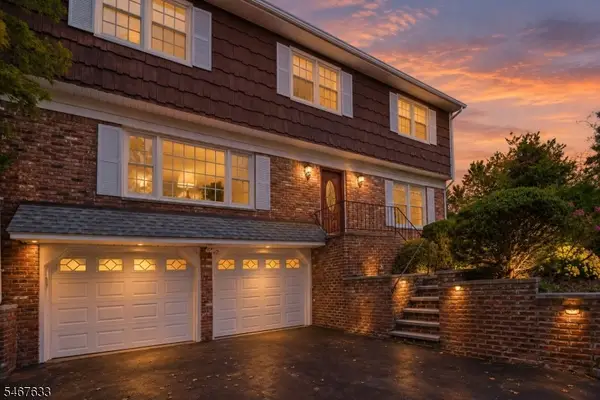 42 Collins Ave, Ramsey Boro, NJ 07446