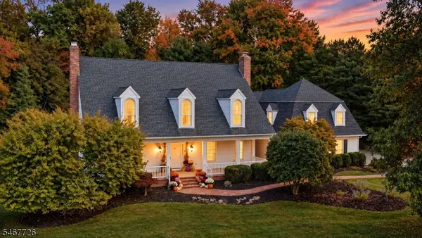 6 Wedgewood Dr, Clinton Twp., NJ 08801