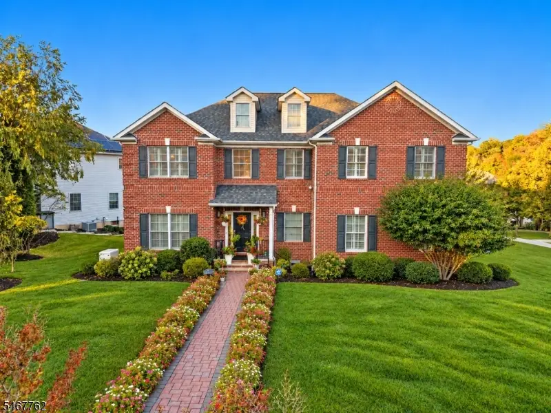 1 Efstis Ct, West Orange, NJ 07052 - #1