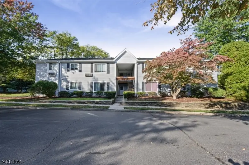 79 Eton Way, Franklin, NJ 08873 - #1