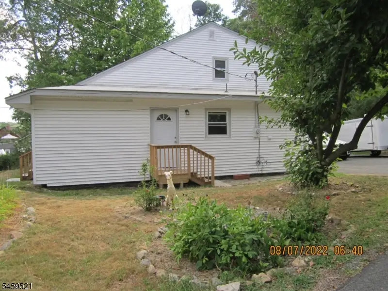 322 Squaw Trl, Hopatcong, NJ 07821 - #1