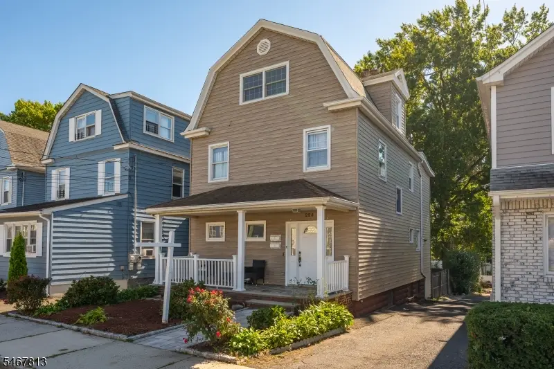 224 Montgomery St, Bloomfield, NJ 07003 - #2