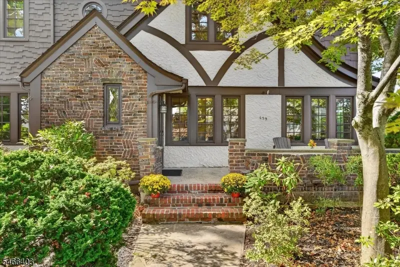 659 Forest Ave, Westfield, NJ 07090 - #2