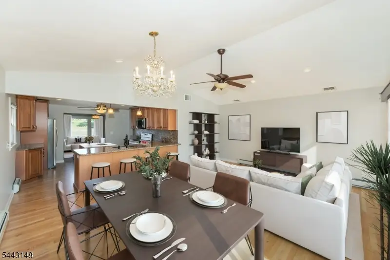 18 N Hillside Ave, Roxbury, NJ 07876 - #2
