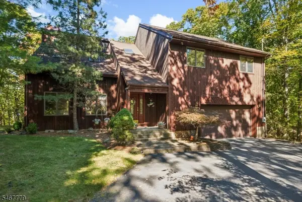 113 Evergreen Ave, Hopatcong Boro, NJ 07843
