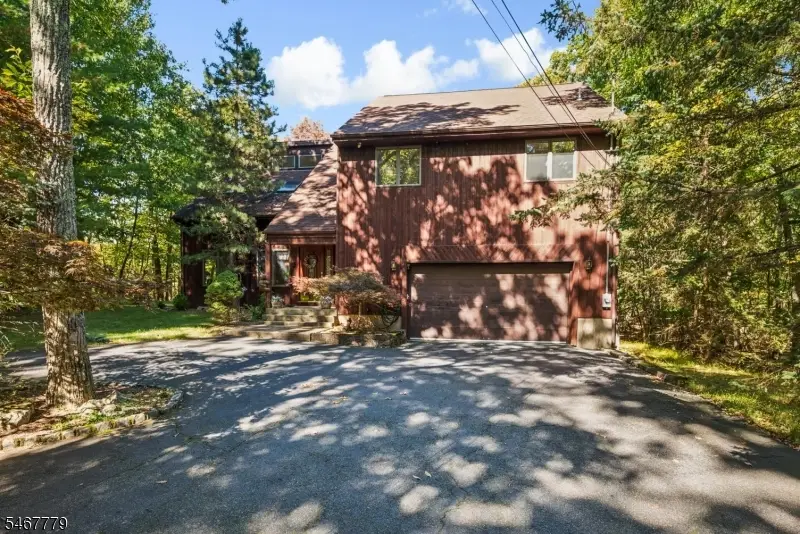 113 Evergreen Ave, Hopatcong, NJ 07843 - #3