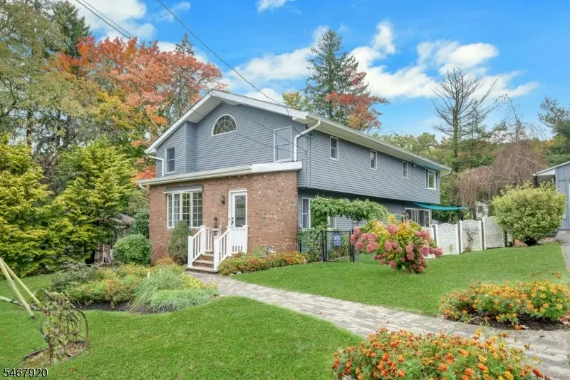 39 Hillside Ave, Stockholm, NJ 07460 - #3