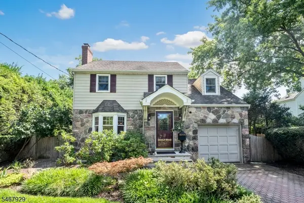251 Rose Ct, Ridgewood Village, NJ 07450