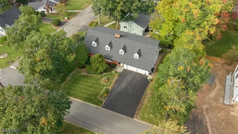 39 Lessing Rd, West Orange, NJ 07052 - #1