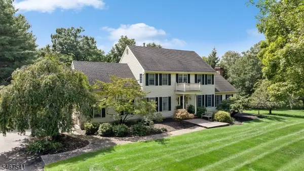 11 Ewing Dr, Raritan Twp., NJ 08822