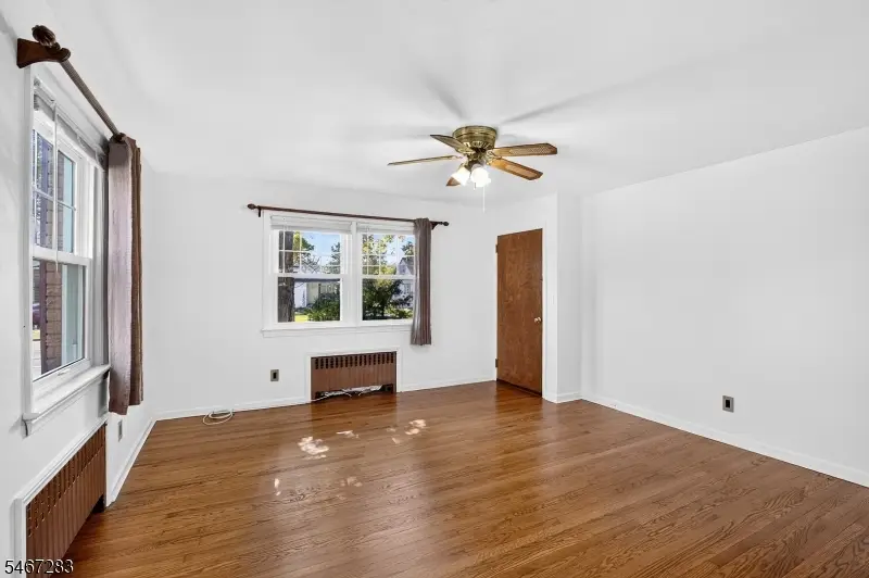 36 Ardmaer Dr, Bradley Gardens, NJ 08807 - #3