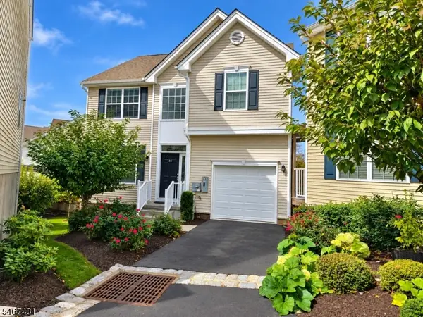 86 Sowers Dr, Mount Olive Twp., NJ 07828