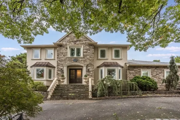 22 Lorraine Dr, Montville Twp., NJ 07058