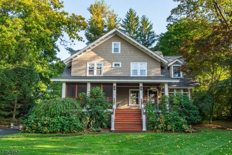 100 Lake Dr, Mountain Lakes, NJ 07046 - #1