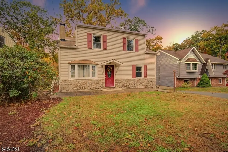 7 Redwood Ln, Lake Hopatcong, NJ 07849 - #1