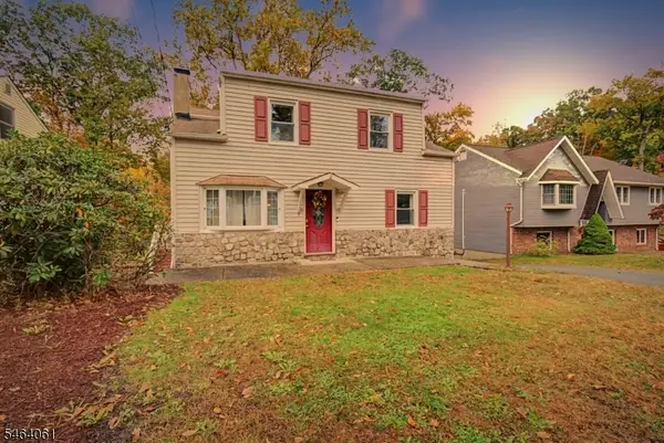 7 Redwood Ln, Jefferson Twp., NJ 07849