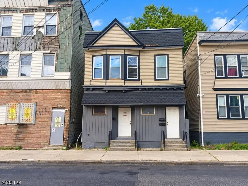 634 Grove St, Irvington, NJ 07111 - #1