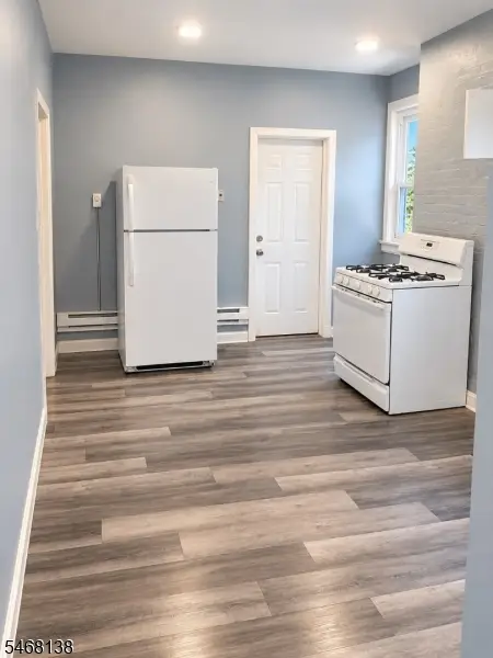 634 Grove St, Irvington, NJ 07111 - #3