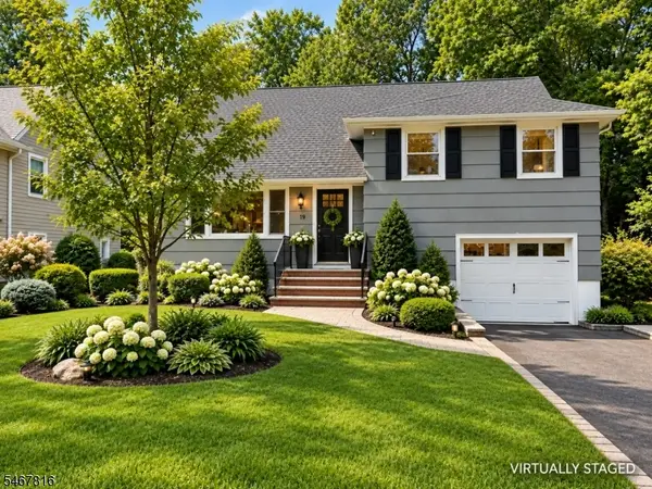 33 Longacre Drive, Livingston Twp., NJ 07039