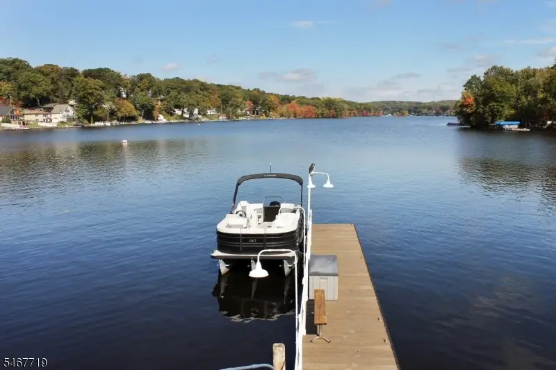 25 Waterside Dr, Lake Hopatcong, NJ 07849 - #2