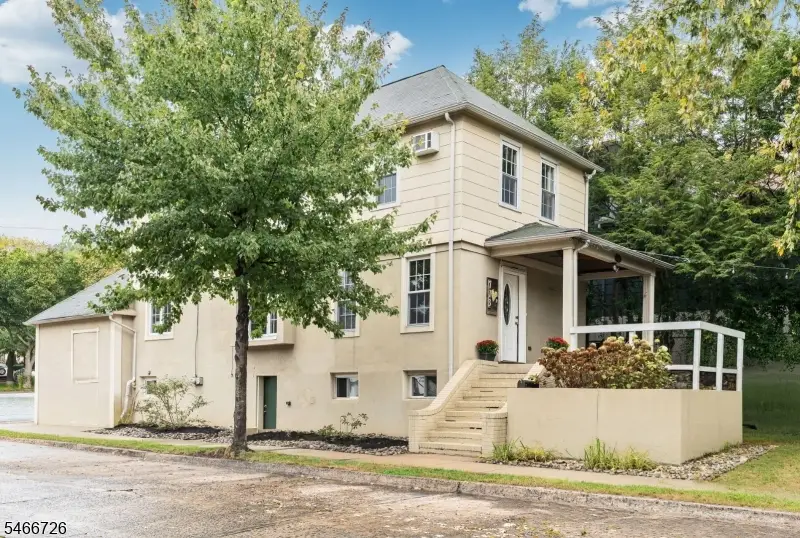713 Lincoln Ave, Ridgefield Park, NJ 07660 - #1