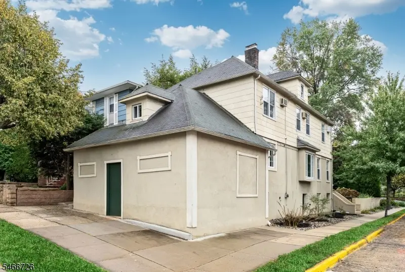 713 Lincoln Ave, Ridgefield Park, NJ 07660 - #2