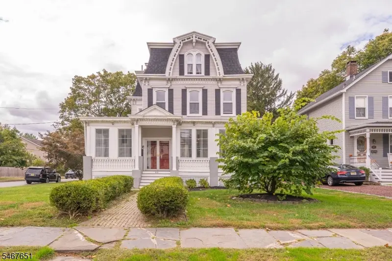 66 Leigh St, Clinton, NJ 08809 - #1