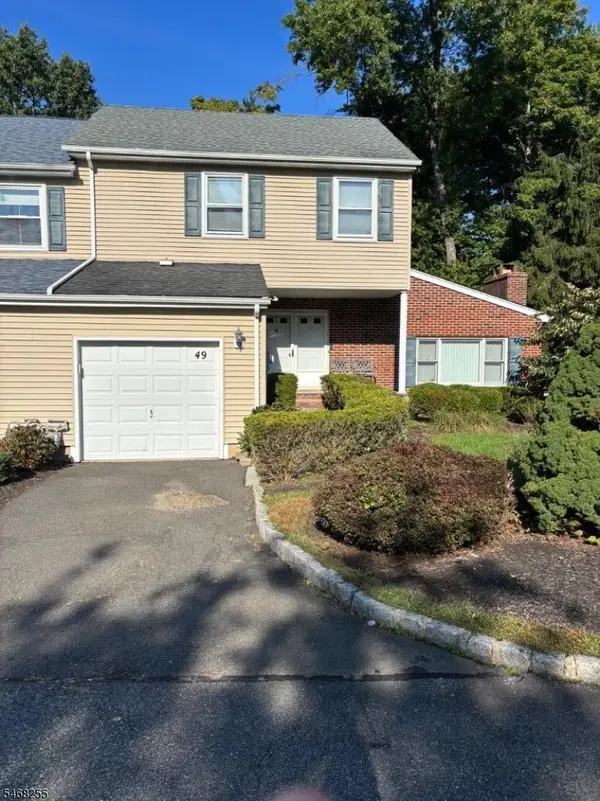 49 Princeton Pl, Wayne Twp., NJ 07470
