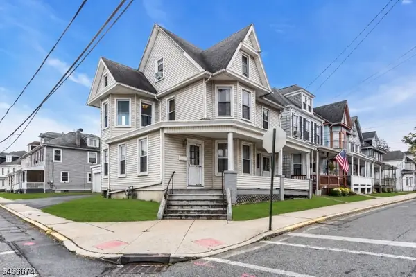 56 Summit Ave, Phillipsburg Town, NJ 08865